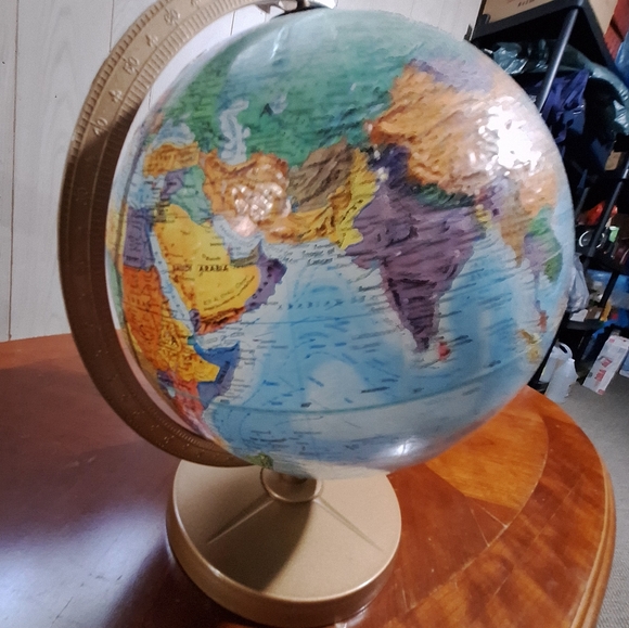 Replogle world globe map - Picture 3 of 5